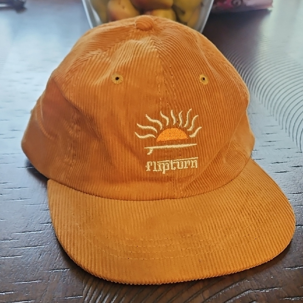 Cap - Flipturn